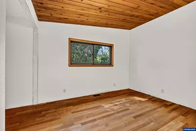 21625 SW Johnson Rd, West Linn, OR 97068 - Photo 25