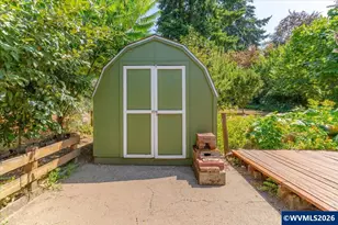 880 Thompson Ave NE, Salem, OR 97301 - Photo 37