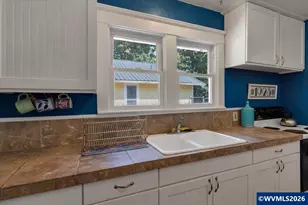 880 Thompson Ave NE, Salem, OR 97301 - Photo 15
