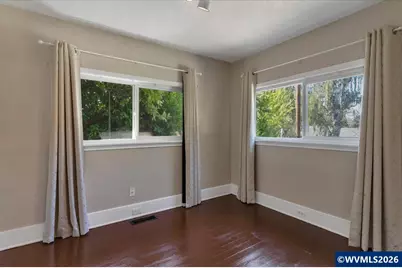880 Thompson Av NE, Salem, OR 97301 - Photo 9