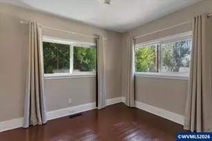 880 Thompson Ave NE, Salem, OR 97301 - Photo 9