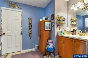 1268 S 7th St, Independence, OR 97351 - Photo 25