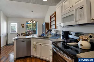 1268 S 7th St, Independence, OR 97351 - Photo 21