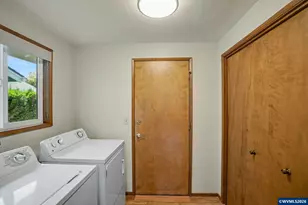1643 Sunrise Cir NW, Salem, OR 97304 - Photo 17