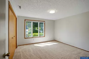 1643 Sunrise Cir NW, Salem, OR 97304 - Photo 21