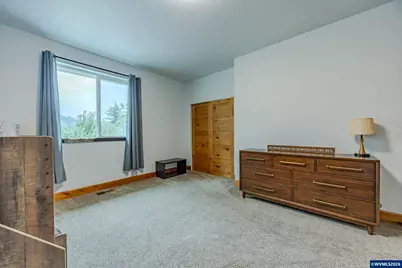 47555 McKenzie Hwy, Vida, OR 97488 - Photo 27
