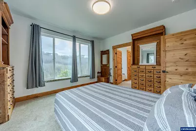47555 McKenzie Hwy, Vida, OR 97488 - Photo 23