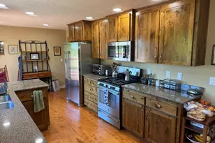 1053 Windemere Dr NW, Salem, OR 97304 - Photo 7