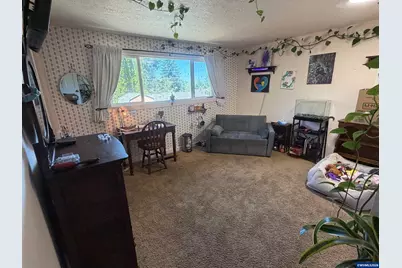 1053 Windemere Dr NW, Salem, OR 97304 - Photo 17