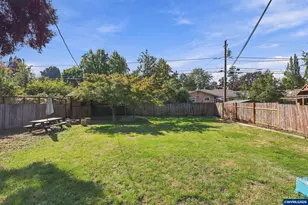 1875 23rd St NE, Salem, OR 97301 - Photo 29