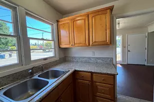 1551 Market St NE, Salem, OR 97301 - Photo 13