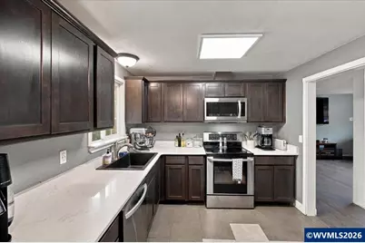 34514 Knox Butte Rd E, Albany, OR 97322 - Photo 3