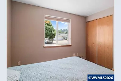 1078 29th St, Sweet Home, OR 97386 - Photo 33