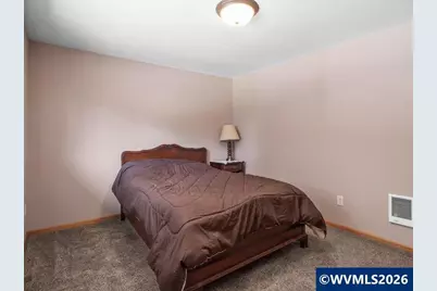 1078 29th St, Sweet Home, OR 97386 - Photo 27