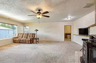 14653 Ottaway Rd NE, Aurora, OR 97002 - Photo 7