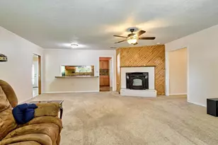 14653 Ottaway Rd NE, Aurora, OR 97002 - Photo 9