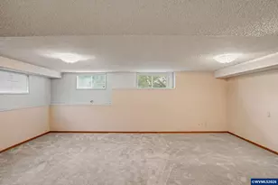 3615 Edward Dr SE, Salem, OR 97302 - Photo 31
