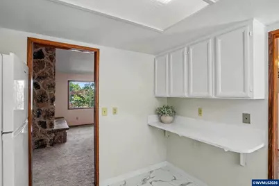 3615 Edward Dr SE, Salem, OR 97302 - Photo 9