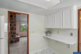 3615 Edward Dr SE, Salem, OR 97302 - Photo 9