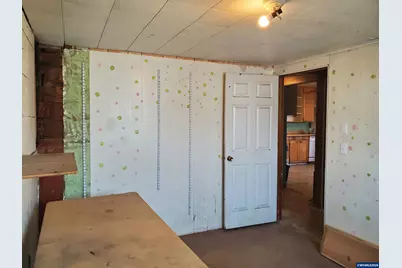 585 5th Av, Sweet Home, OR 97386 - Photo 19