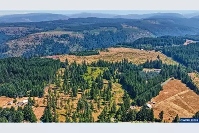 2254 Crooked Finger Rd NE, Scotts Mills, OR 97375 - Photo 15