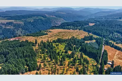 2254 Crooked Finger Rd NE, Scotts Mills, OR 97375 - Photo 17