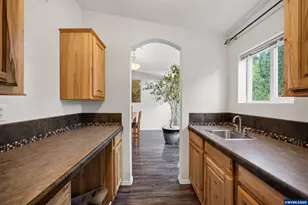 13105 Mountain View Ln SE, Turner, OR 97392 - Photo 11