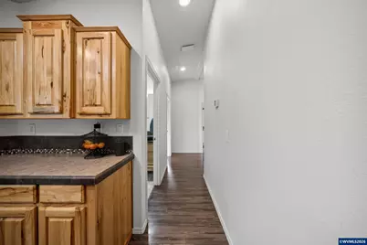 13105 Mountain View Ln SE, Turner, OR 97392 - Photo 9