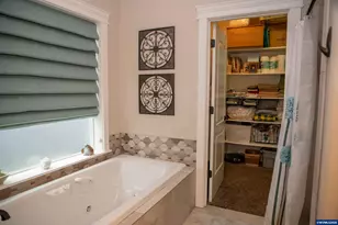 3046 Elliot St NW, Salem, OR 97304 - Photo 23