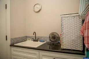 3046 Elliot St NW, Salem, OR 97304 - Photo 17