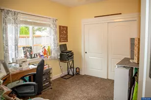 3046 Elliot St NW, Salem, OR 97304 - Photo 9