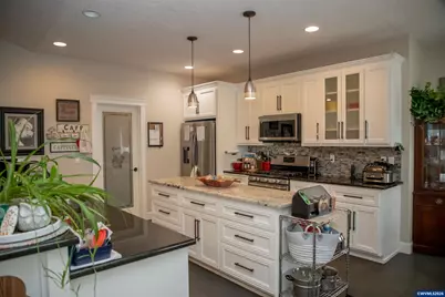3046 Elliot St NW, Salem, OR 97304 - Photo 13