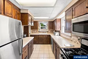 1235 14th Av SW, Albany, OR 97321 - Photo 13