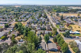 3915 Windy Ave NE, Albany, OR 97322 - Photo 9