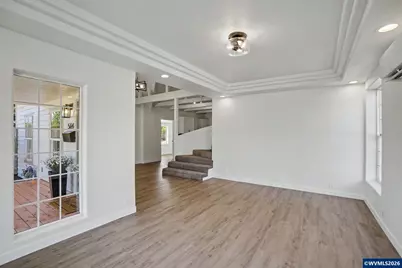 564 SW Cedar St, Mill City, OR 97360 - Photo 17