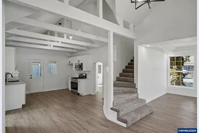 564 SW Cedar St, Mill City, OR 97360 - Photo 21