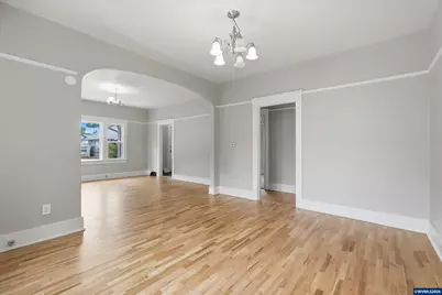 335 Richmond Av SE, Salem, OR 97301 - Photo 9