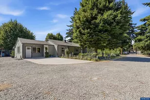 1270 E Jefferson St, Stayton, OR 97383 - Photo 27