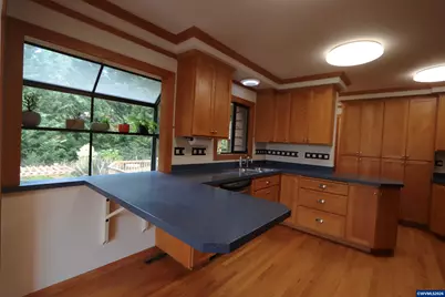 94607 Shelley Ln, Coquille, OR 97423 - Photo 11