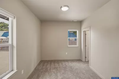 180 Hiatt St, Lebanon, OR 97355 - Photo 19