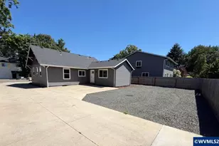 180 Hiatt St, Lebanon, OR 97355 - Photo 17