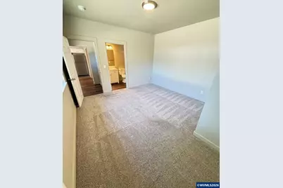 180 Hiatt St, Lebanon, OR 97355 - Photo 13