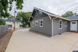 180 Hiatt St, Lebanon, OR 97355 - Photo 31