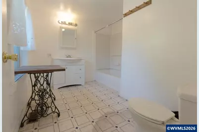 43304 Ames Creek Rd, Sweet Home, OR 97386 - Photo 11