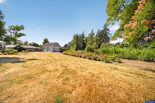 2350 Holly Pl NW, Albany, OR 97321 - Photo 9