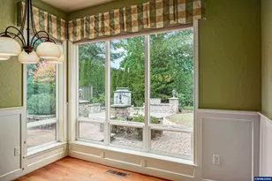 1519 Collins St NW, Salem, OR 97304 - Photo 17