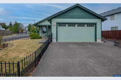2390 Kokanee Wy, Lebanon, OR 97355 - Photo 1