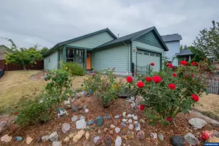 2390 Kokanee Way, Lebanon, OR 97355 - Photo 29