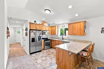 2390 Kokanee Wy, Lebanon, OR 97355 - Photo 11