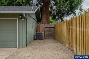 2990 Byram St NE, Salem, OR 97301 - Photo 3